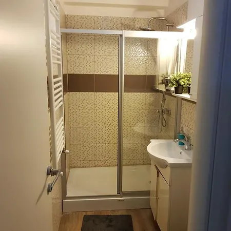 Apartamento Aparthomes Fundeni