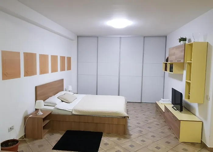 Aparthomes Fundeni 公寓 布加勒斯特