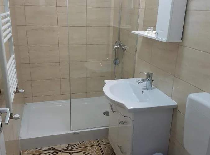 Aparthomes Fundeni 布加勒斯特